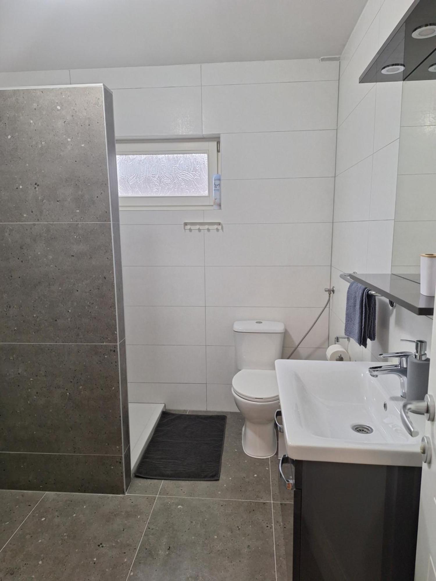 Apartments Place4You Б'єловар Екстер'єр фото